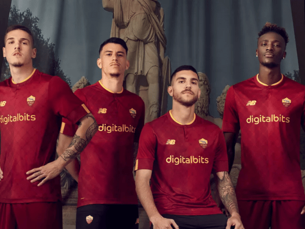 Roma home jersey 202223.png