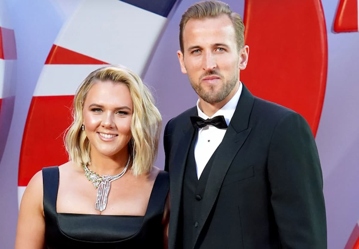 harry-kane-with-his-wife-katie.jpg