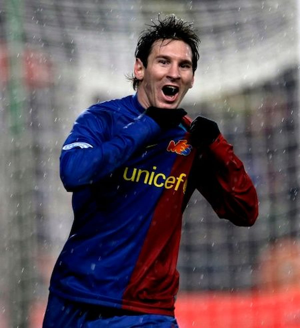 UCL 200809 Messi 10 Barcelona Home Jersey (3).jpg