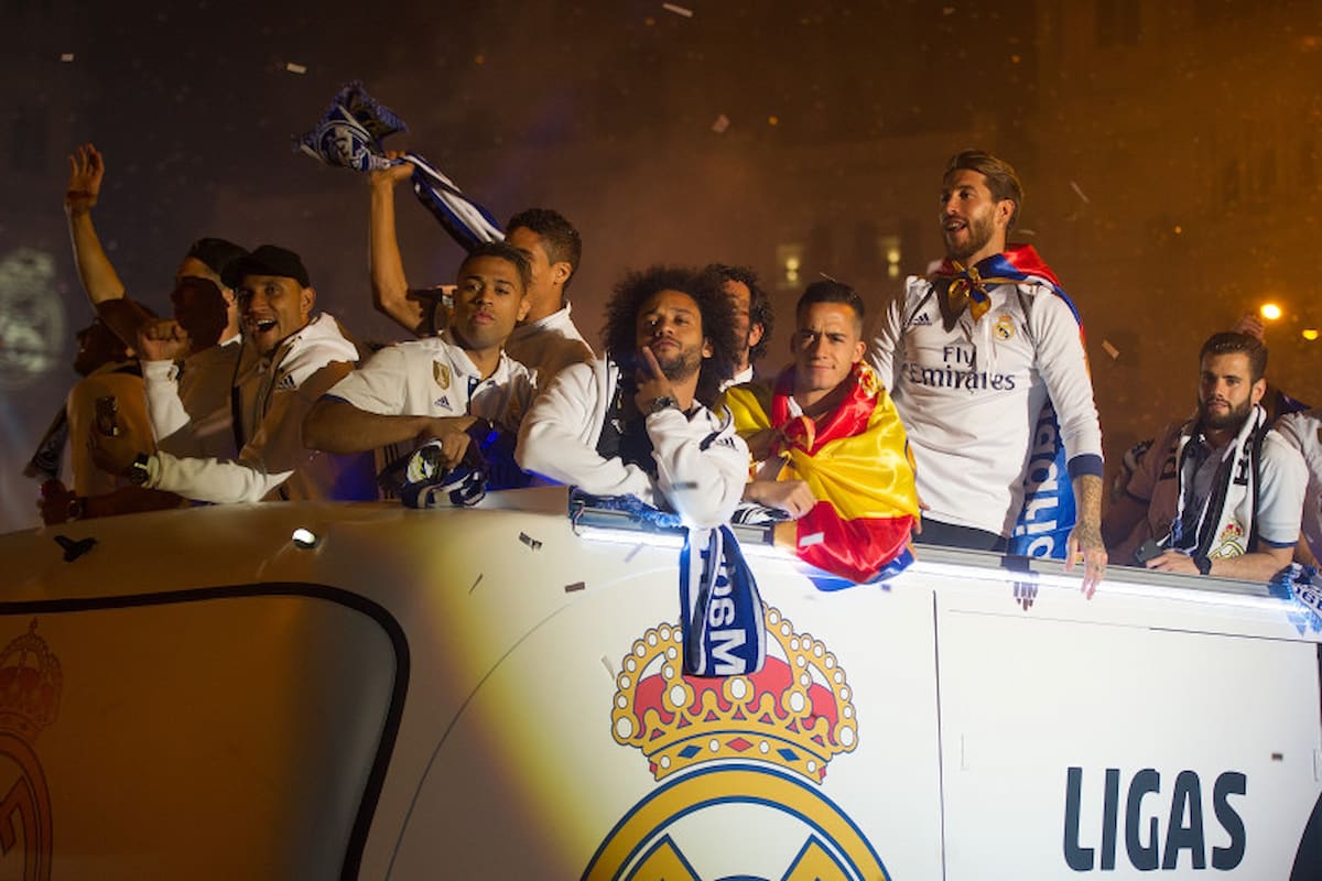 201617 Real Madrid Long sleeve jersey (4).jpg