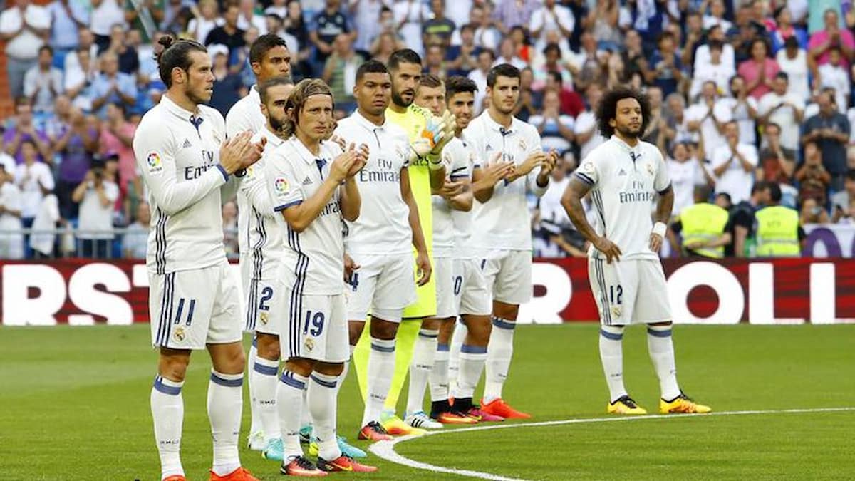 201617 Real Madrid Long sleeve jersey (1).jpg