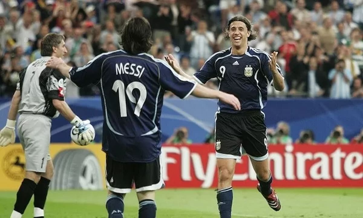 2006 world cup Argentina Away Long Sleeves (2) (2).jpg