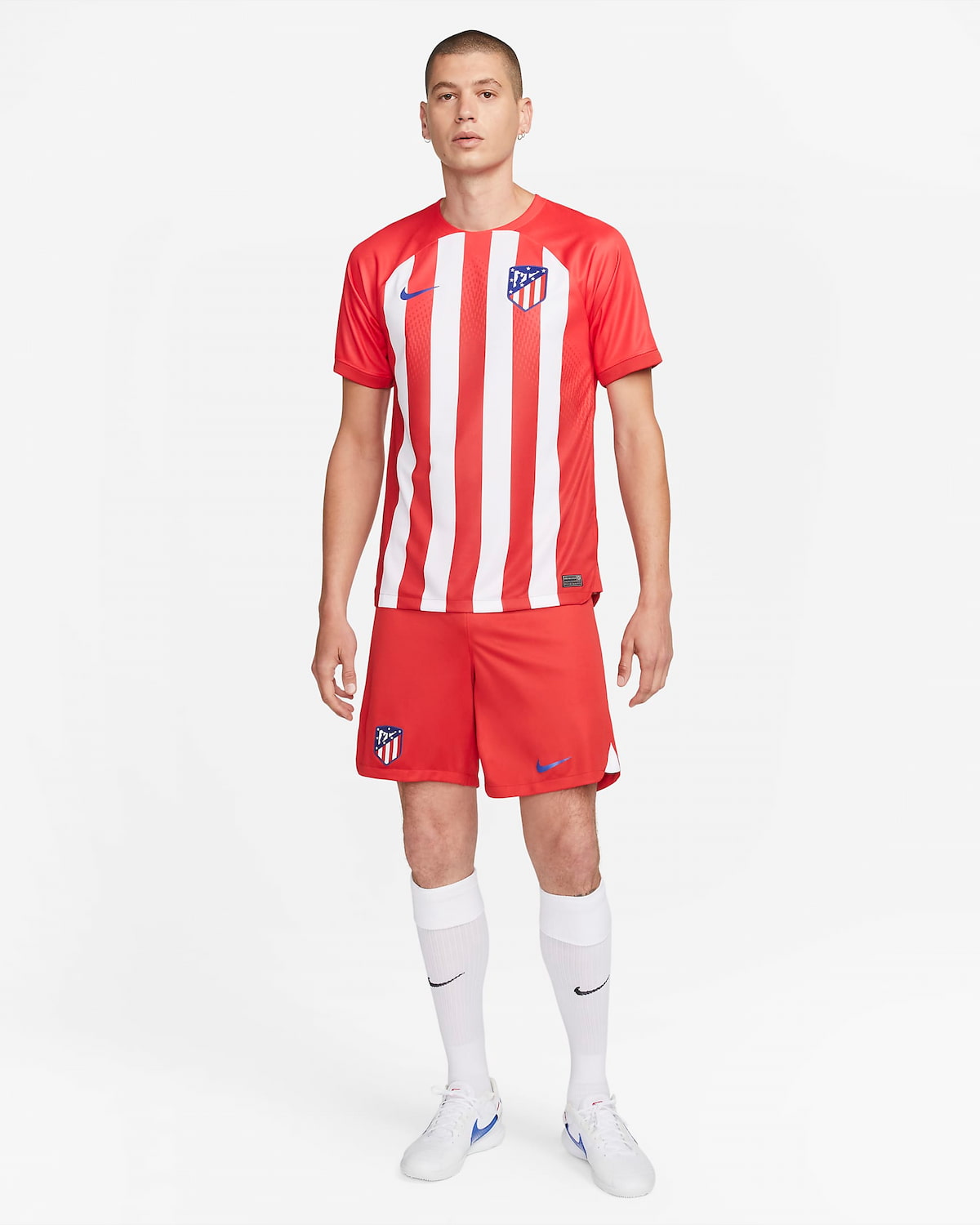 Atlético Madrid 2023 24 jersey (4).jpg