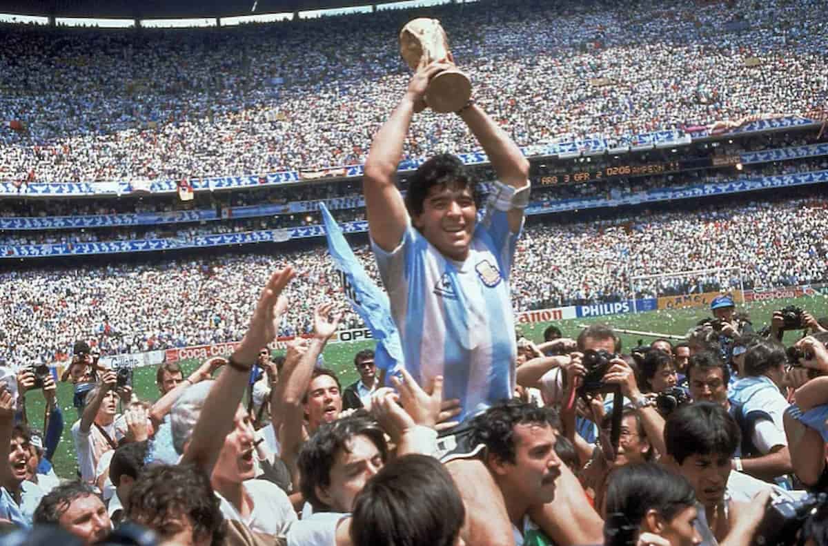 1986 argentina jersey (1).jpg