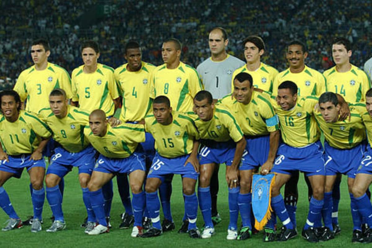 2002 03 retro brazil jersey (2).jpg