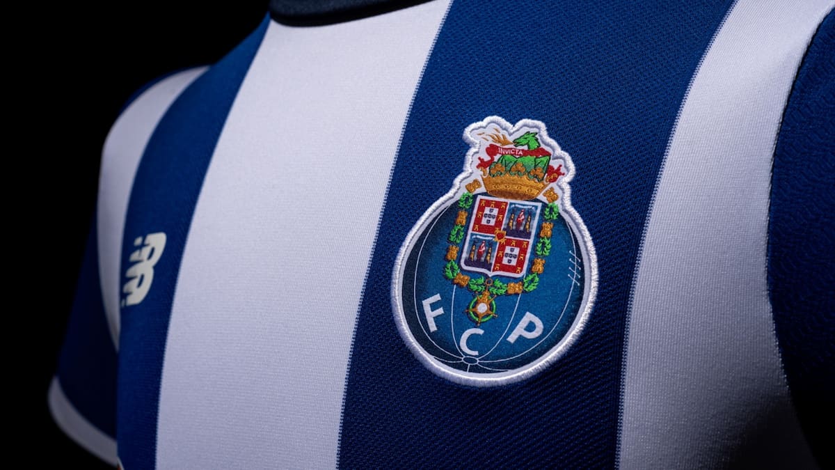 fc_porto_2023_24_home_jersey (8).jpg