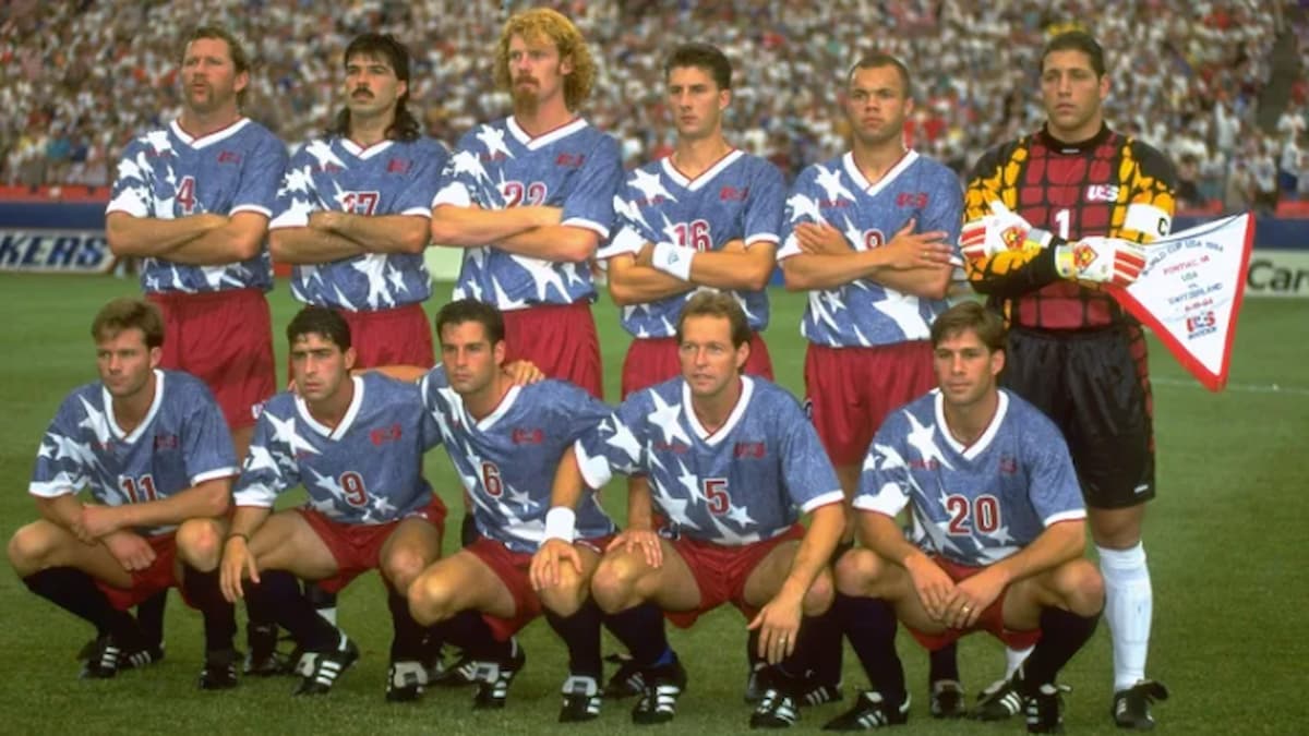 USA 1994 Away Jersey (3).jpg