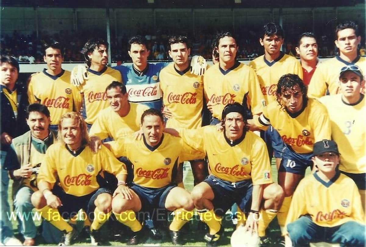 2000 Club America Aguilas (1).jpg
