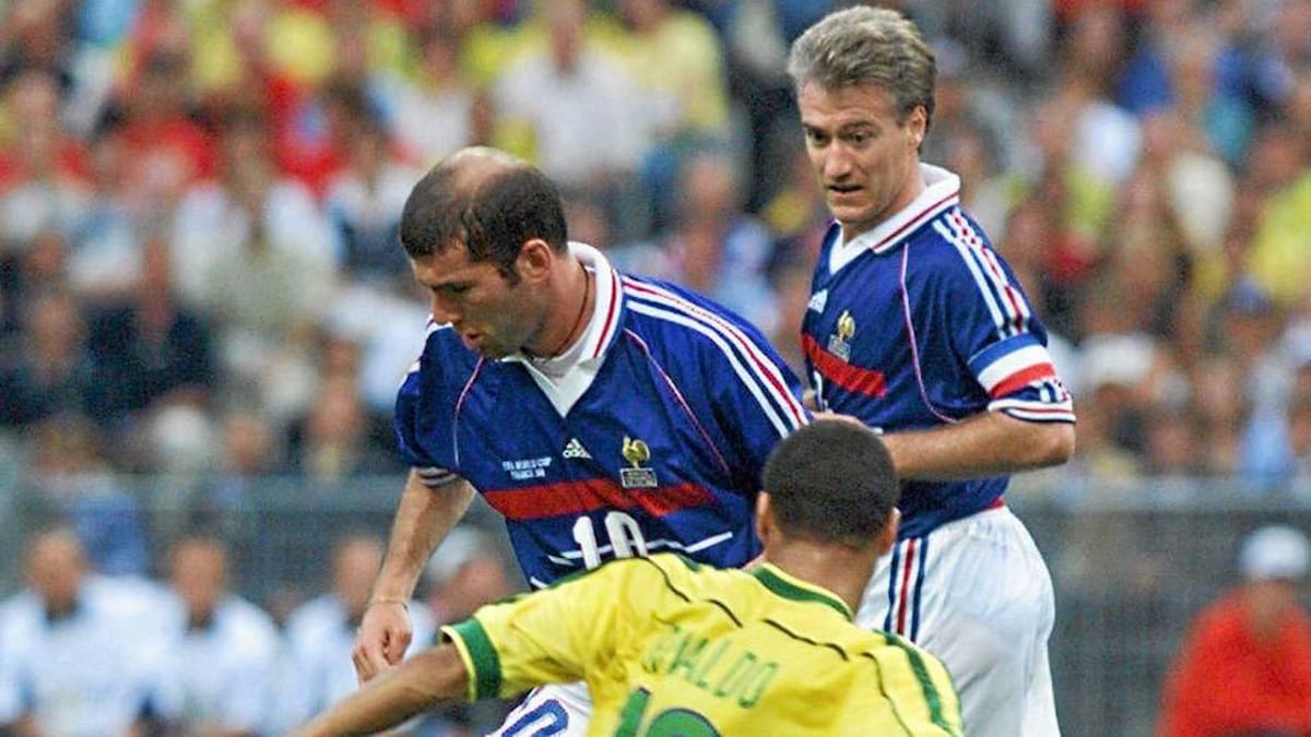 Retro 1998 France World Cup jersey (2).jpg