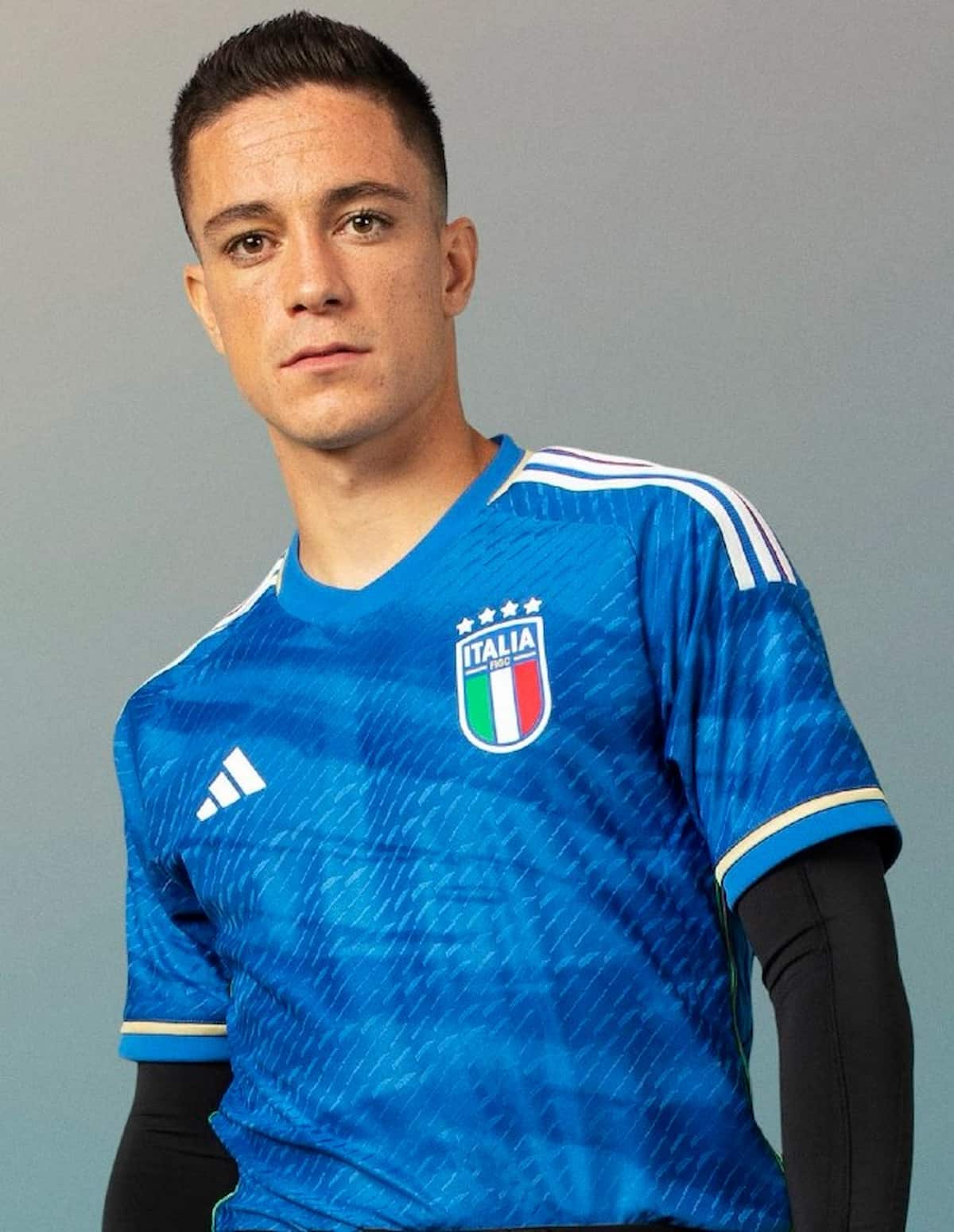 Italy home jersey 2023