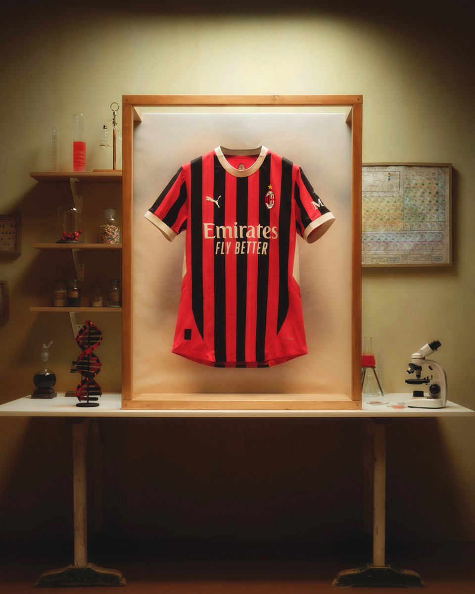 UCL 202425 Men's AC Milan Home Jersey - Authentic PULISIC #11 Player Version.jpg