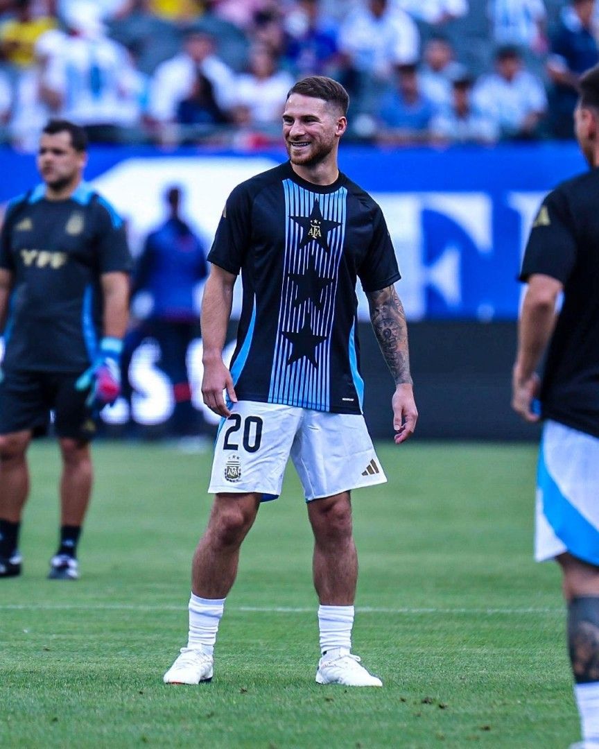 Argentina Pre-Match Training Jersey - Men's - COPA AMÉRICA 2024 - Fan Edition.jpg