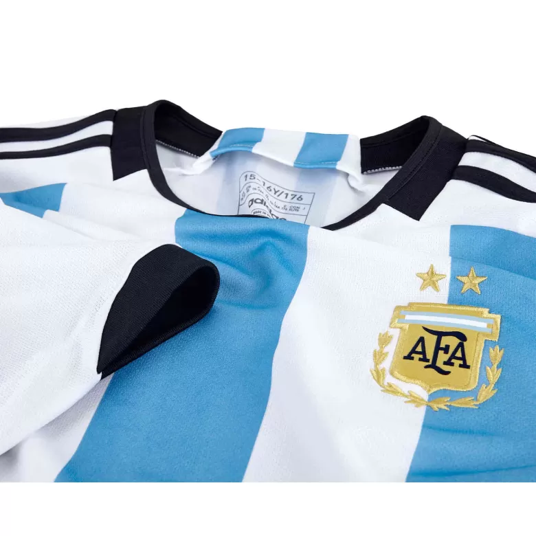 Men's L. MARTINEZ #22 Argentina Home Soccer Jersey Shirt 2022 - World Cup 2022 - Fan Version - Pro Jersey Shop
