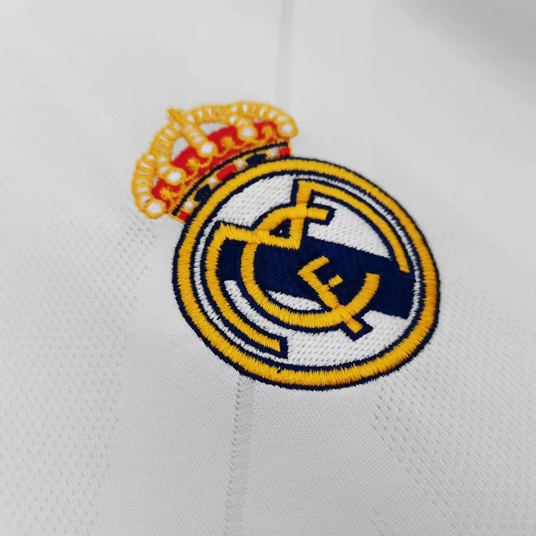 Men's Retro 2017/18 Real Madrid Home Long Sleeves Soccer Jersey Shirt - Fan Version - Pro Jersey Shop